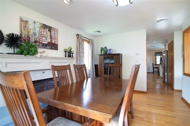 215 New Meadow Rd, Barrington, RI 02806 - photo 5