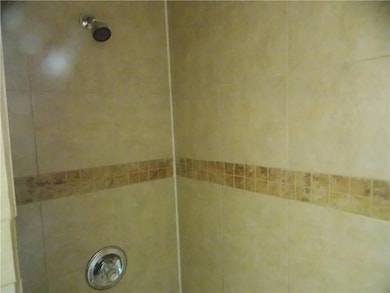 4321 Memphis Ave unit REAR, El Paso, TX 79903 - photo 4