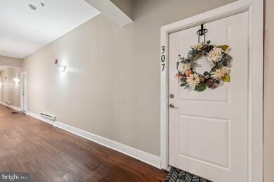 400 Renfro Dr unit 307, Glen Burnie, MD 21060 - photo 4