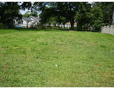 3021 Toulouse St, New Orleans, LA 70119 - photo 2