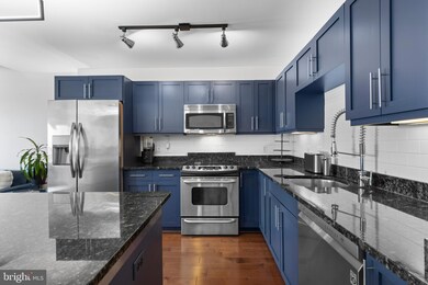 Silo Point unit 720, Baltimore, MD 21230 - photo 4