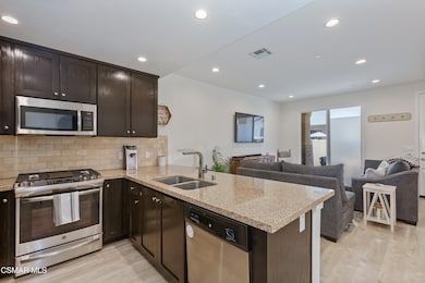 327 Newbury Vista Ln, Newbury Park, CA 91320 - photo 6