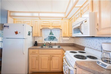 1412 E Daytona Dr, Mission, TX 78572 - photo 6