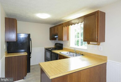 10757 Glen Hannah Dr, Laurel, MD 20723 - photo 7