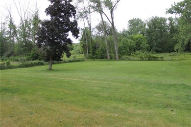 15560 Ridge Rd W, Kent, NY 14477 - photo 4