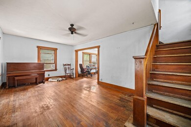 5-web-or-mls-914 40th Place -8