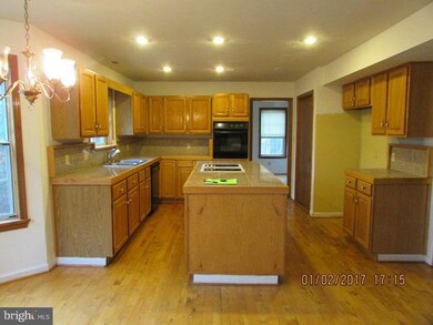 23085 Piney Wood Cir, California, MD 20619 - photo 6