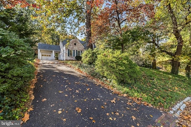 11 W Melrose Ave, Baltimore, MD 21210 - photo 2