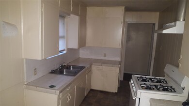 12 Styling Ct, Houston, TX 77016 - photo 6