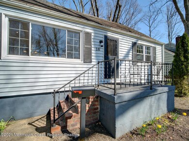 16 Phoenix Pkwy, Oakhurst, NJ 07755 - photo 4