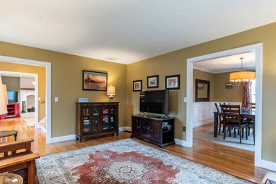 5 Plum Dr, Nashua, NH 03062 - photo 5