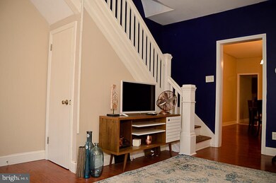 128 S 6th Ave, Reading, PA 19611 - photo 4