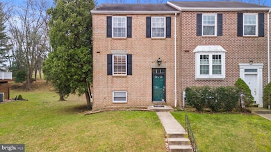 2647 Ebony Rd, Parkville, MD 21234 - photo 2