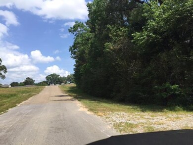 Hwy 84 W, Laurel
