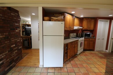 136 Crestview Dr, Jaffrey, NH 03452 - photo 7