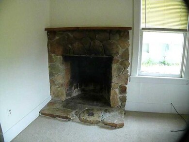 595 S 6th St, Indiana, PA 15701 - photo 4