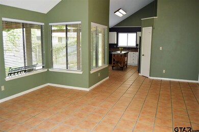 5787 5787 Eaglewood Cir, Tyler, TX 75703 - photo 2