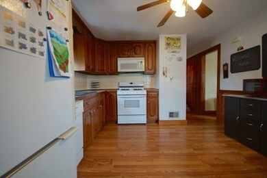 85 Purdon Ave, Lynn, MA 01905 - photo 6