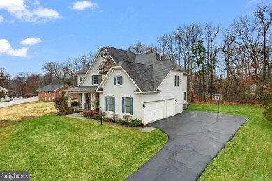 8905 Laurel Overlook Dr, Lorton, VA 22079 - photo 4