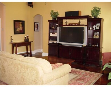 Den/Family/Great Room. Large wall for entertainmen