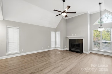 2500 Cranbrook Ln unit 11, Charlotte, NC 28207 - photo 3