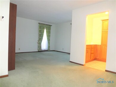 2927 Saint Andrews Dr, Findlay, OH 45840 - photo 7