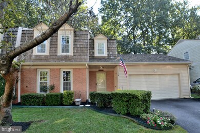 9978 Hemlock Woods Ln, Burke, VA 22015 - photo 2