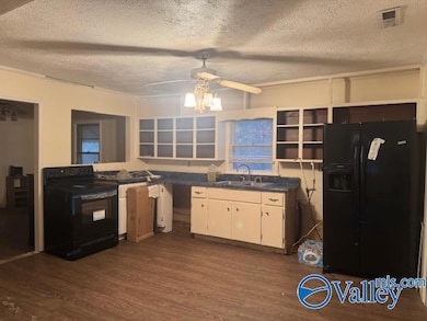 765 Long Hollow Rd, Scottsboro, AL 35768 - photo 3