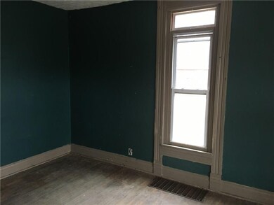 108 W Clay St, Kirklin, IN 46050 - photo 2