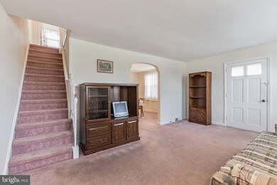 628 Furlong Ave, Havertown, PA 19083 - photo 4