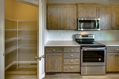 2714 SW 34th St, Redmond, OR 97756 - photo 3