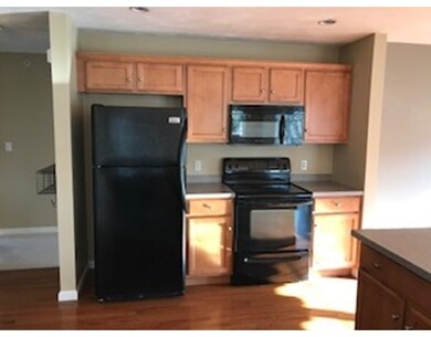 307 Tamarack Ln, Abington, MA 02351 - photo 4