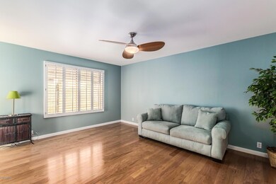 9816 N 41st Dr, Phoenix, AZ 85051 - photo 6