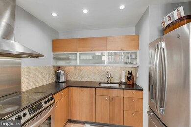 288 N St SW, Washington, DC 20024 - photo 7