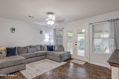 10-web-or-mls-1504 A Southport Blvd-10