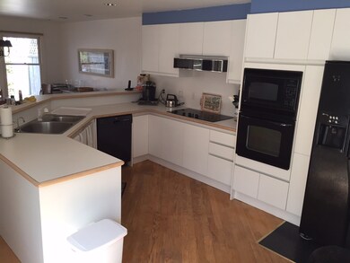 77 Cove Rd unit 10, Vineyard Haven, MA 02568 - photo 4