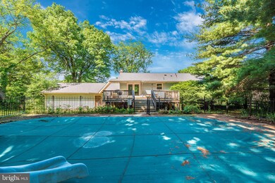 4311 Dover Dr, Frederick, MD 21703 - photo 5