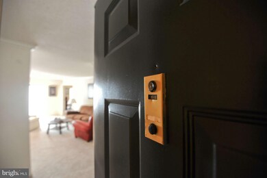 Montebello unit 618, Alexandria, VA 22303 - photo 2