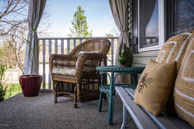 5914 E Manslick Rd, Louisville, KY 40219 - photo 7