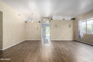 Living/dining room