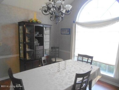 8110 Rome Beauty Way, Louisville, KY 40228 - photo 5