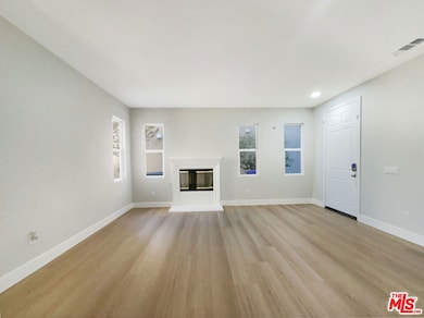 24130 Tango Dr, Valencia, CA 91354 - photo 3