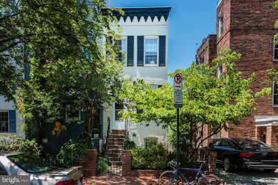 828 25th St NW, Washington, DC 20037 - photo 2