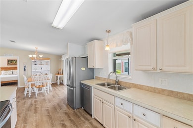 1218 Chipewa Dr, Sebastian, FL 32976 - photo 3