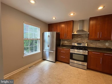 4666 Louise Saint Claire Dr, Doylestown, PA 18902 - photo 4