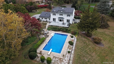 12 Briarwood Ct, Saint James, NY 11780 - photo 5