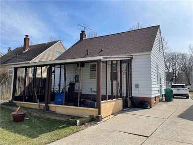 17313 Mapleboro Ave, Maple Heights, OH 44137 - photo 2