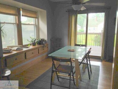 907 Britten Ave, Lansing, MI 48910 - photo 6