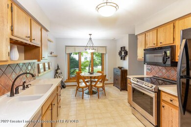 5Kitchen (1)