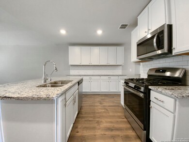 21938 Backspin, San Antonio, TX 78261 - photo 7